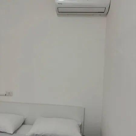 Henry Luxury Guest house *