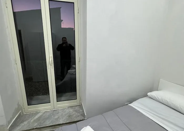 Penzion Henry Luxury Neapol