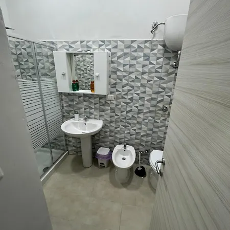 Henry Luxury 3* Naples